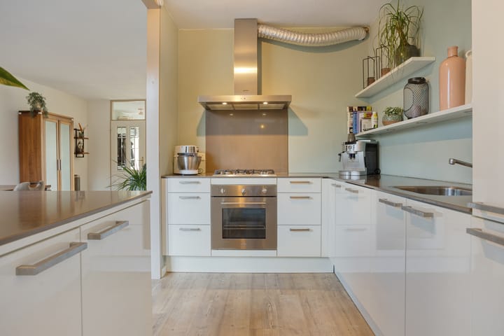 Foto 4 van Klompenmaker 16