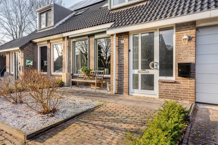 Foto 7 van Klompenmaker 16