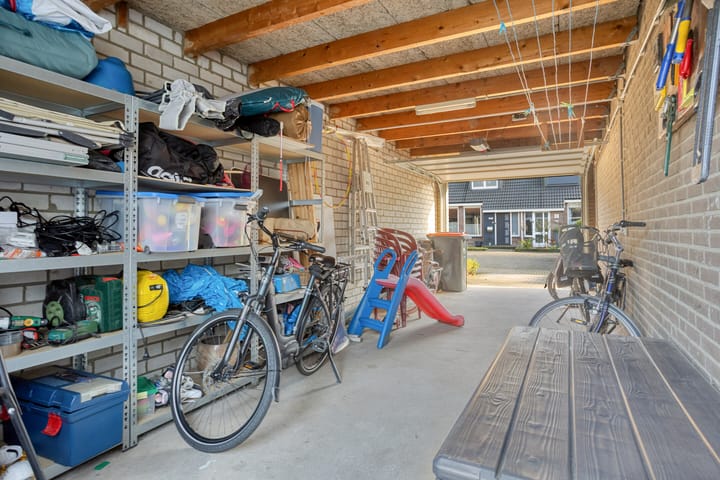 Foto 40 van Klompenmaker 16