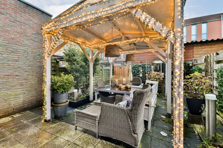 Foto 9 van Abraham Kuyperplein 8