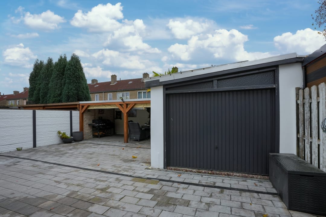 Photo 31 of Keramieksingel 25