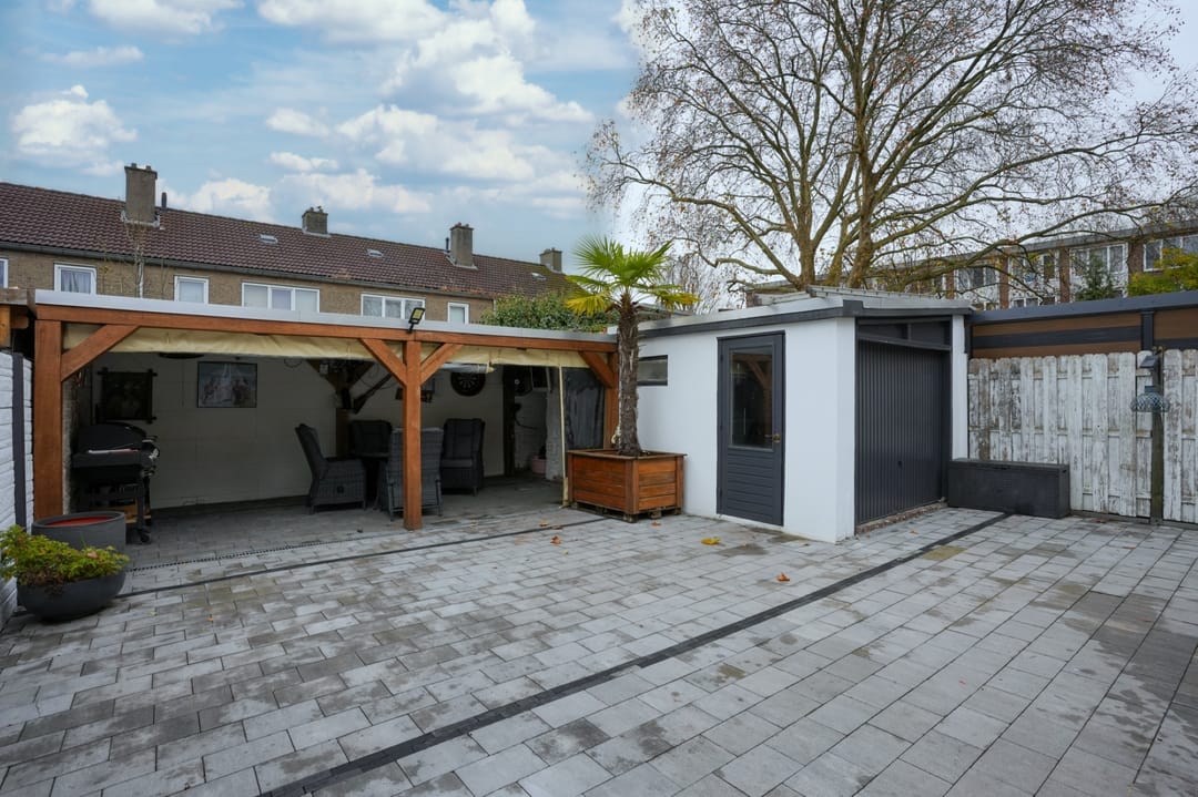 Photo 32 of Keramieksingel 25