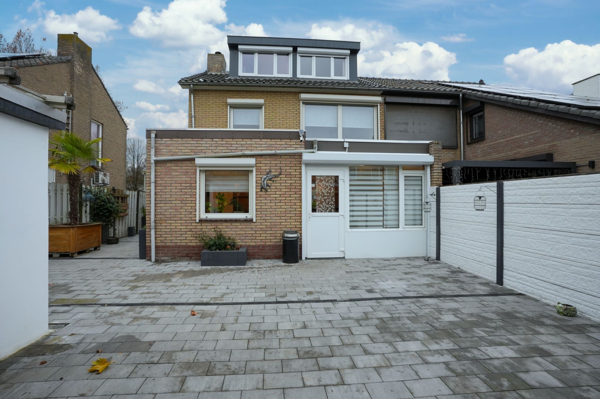 Photo 33 of Keramieksingel 25