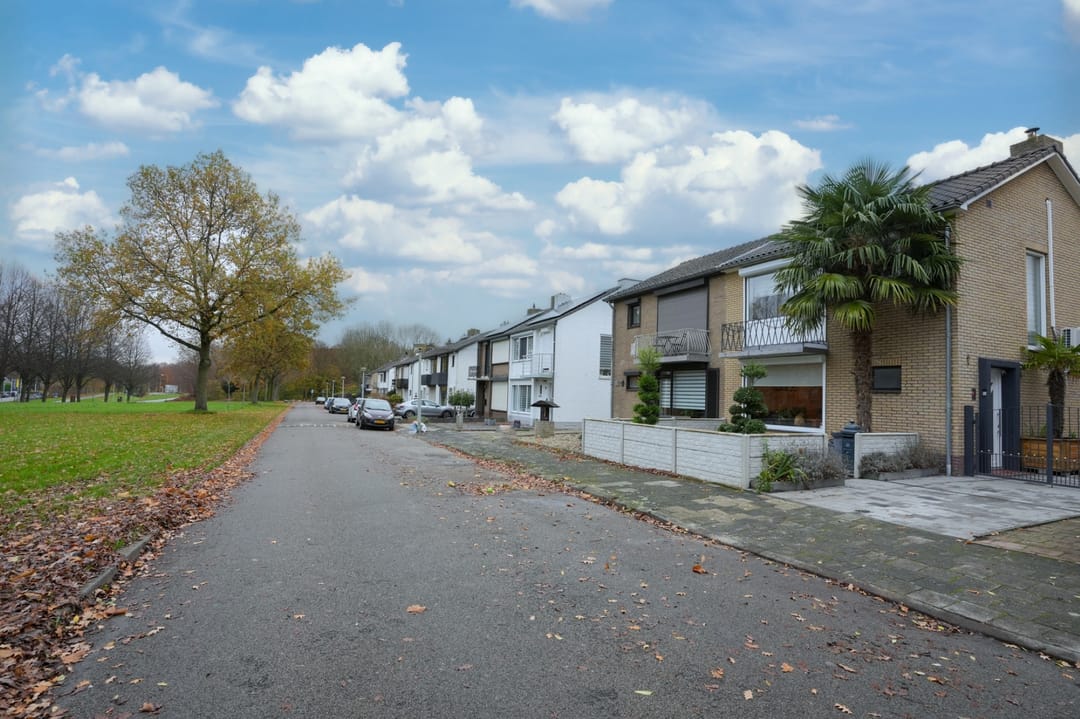 Photo 37 of Keramieksingel 25