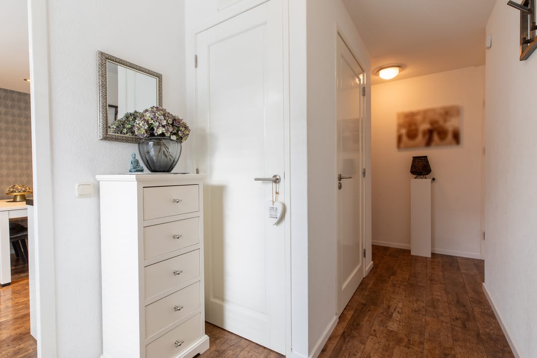 Photo 2 of Schoutstraat 32