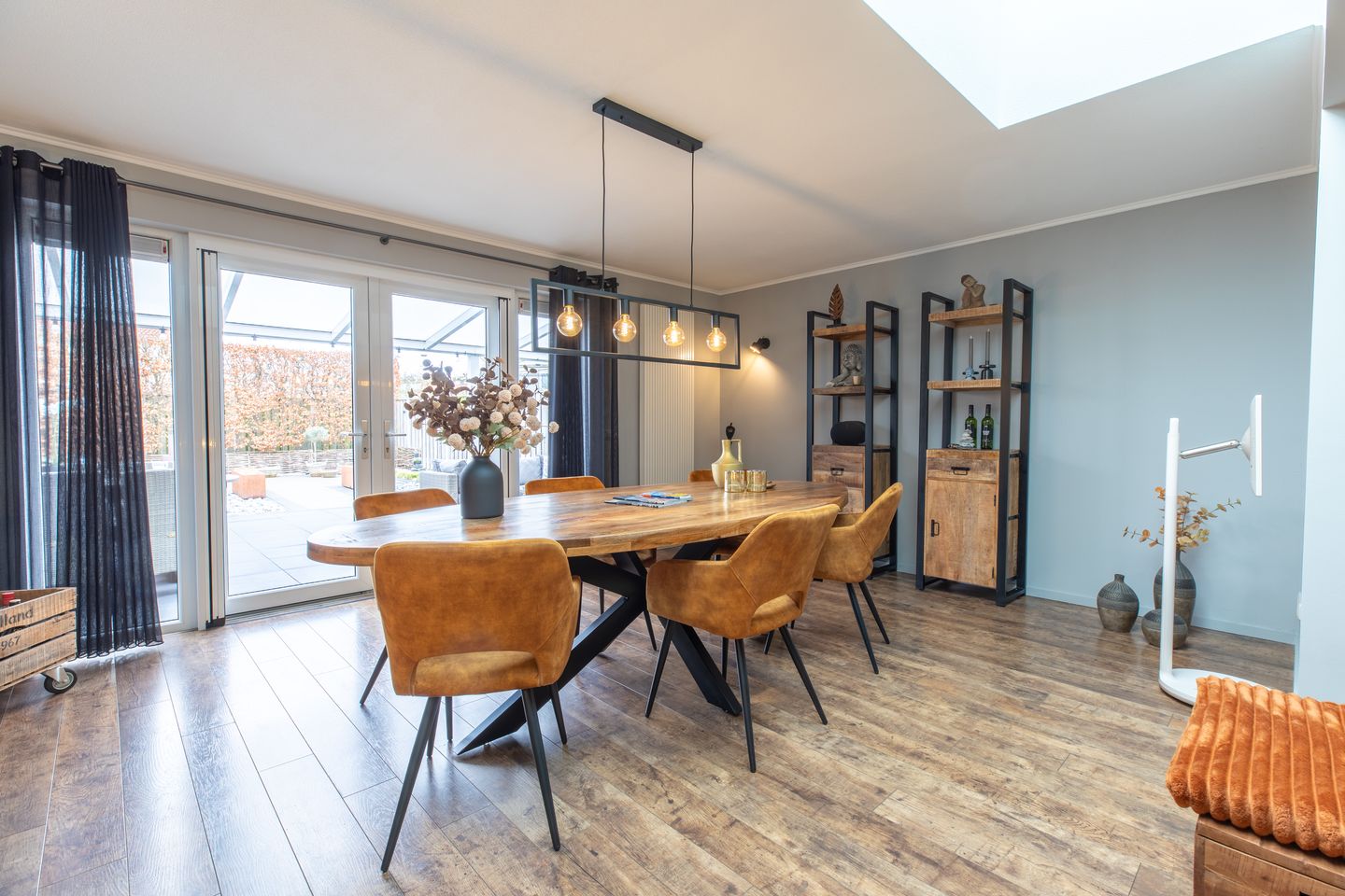 Photo 10 of Schoutstraat 32