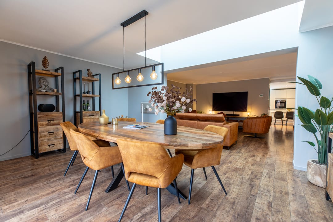 Photo 11 of Schoutstraat 32