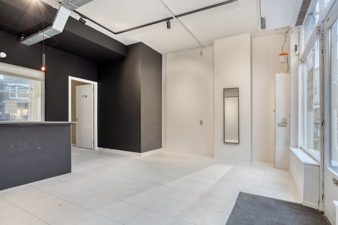 View photo 5 of De Heurne 16