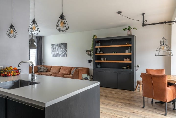 Foto 13 van E A Borgerstraat 90