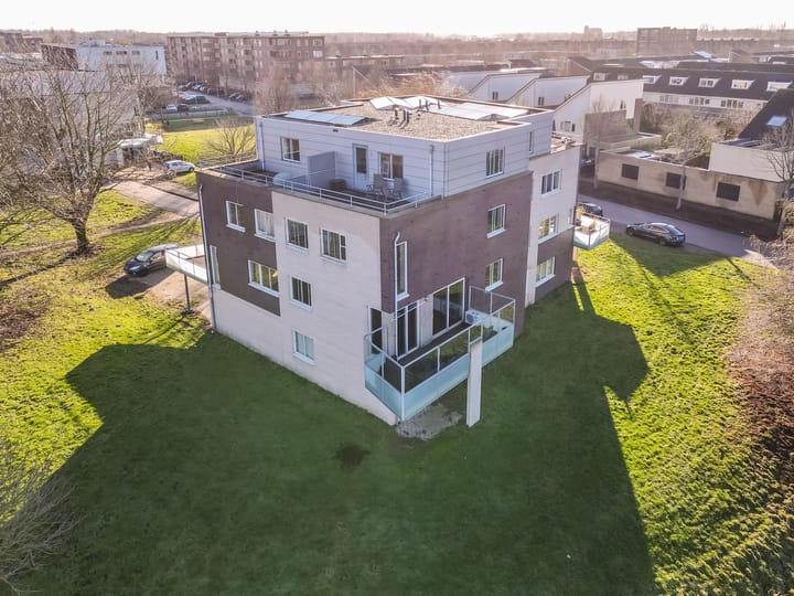 Foto 2 van Poëziestraat 376