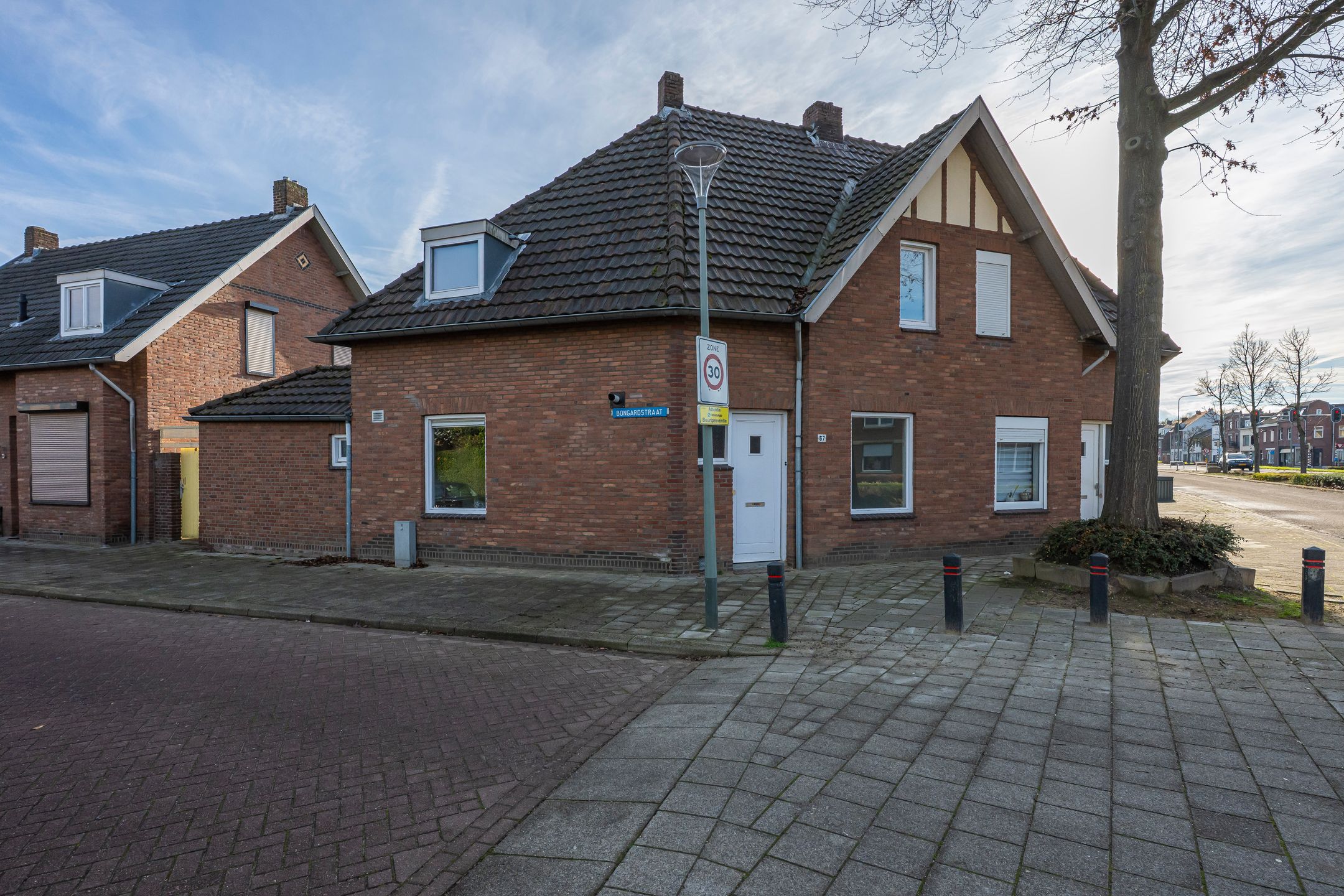 Buying a house in The Netherlands., Prins Hendriklaan 67