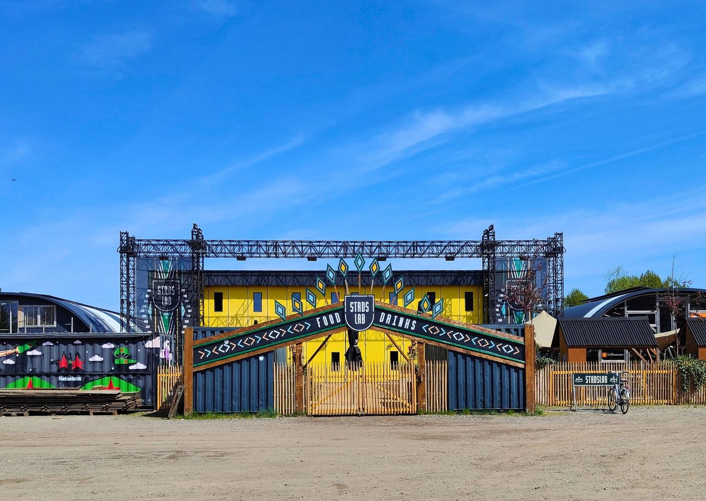 View photo 1 of Suikerlaan 15