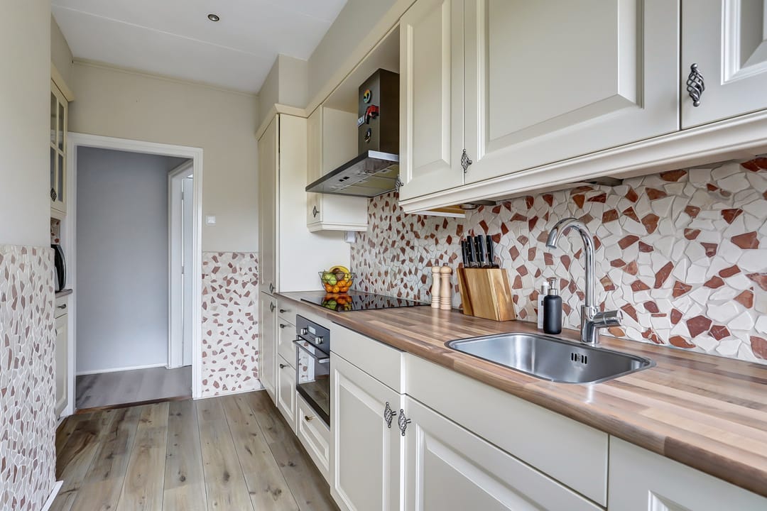 Photo 17 of Thorbeckestraat 48