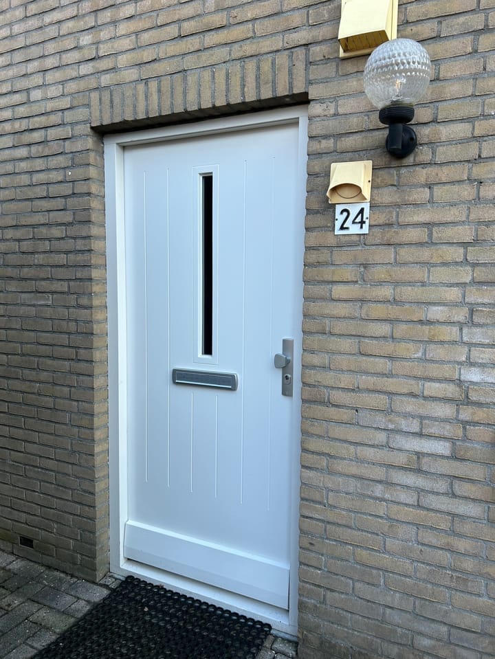 Photo 2 of Pimpelmees 24