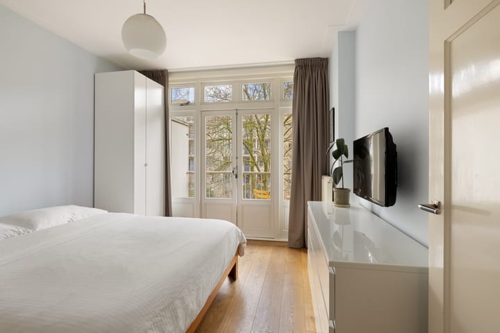 Foto 27 van Bilderdijkstraat 152-2