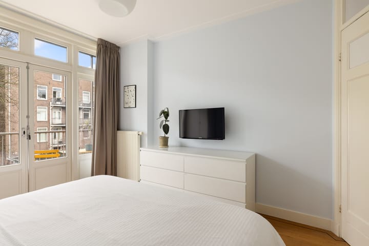 Foto 30 van Bilderdijkstraat 152-2