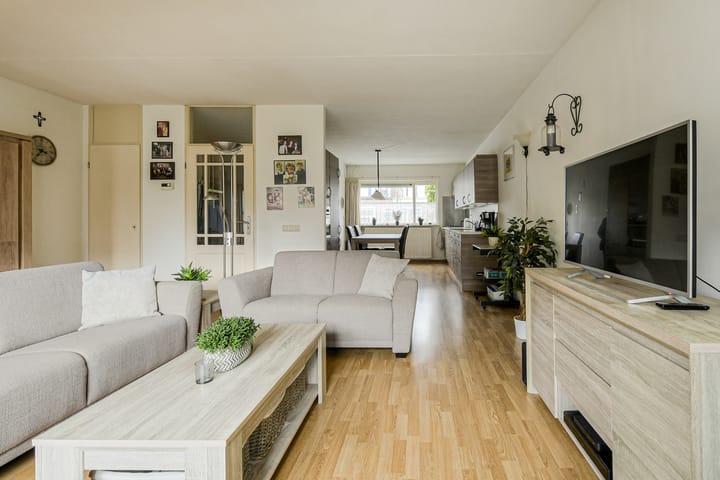 Photo 2 of Marie Curiehof 10