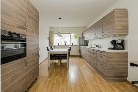 Marie Curiehof 10 tertiary image