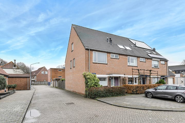 Photo 6 of Marie Curiehof 10