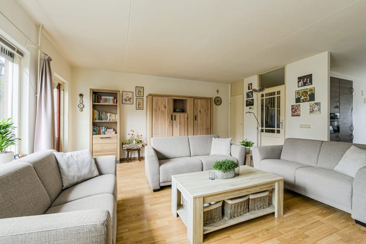 Photo 11 of Marie Curiehof 10