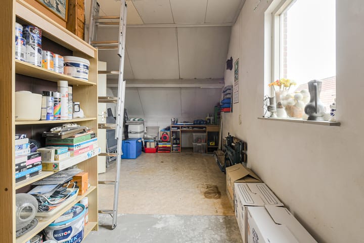 Photo 40 of Marie Curiehof 10