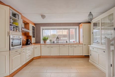 E. du Perronstraat 34 secondary image