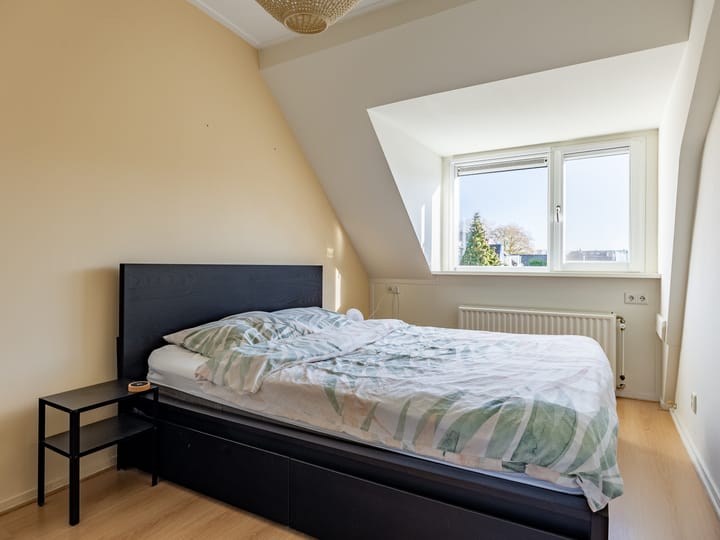 Foto 12 van Emmerikseweg 57