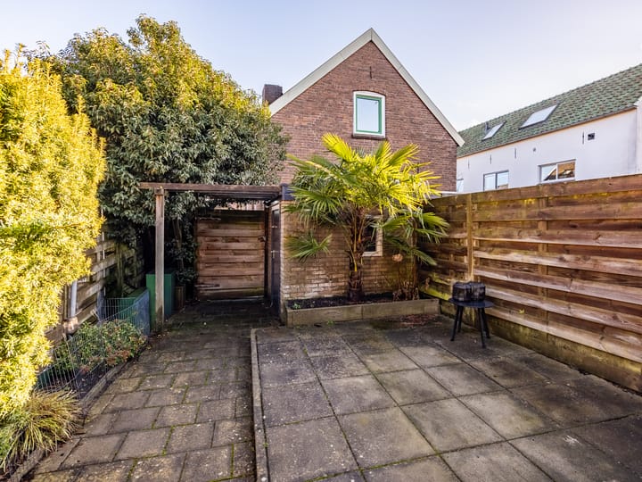 Foto 17 van Emmerikseweg 57