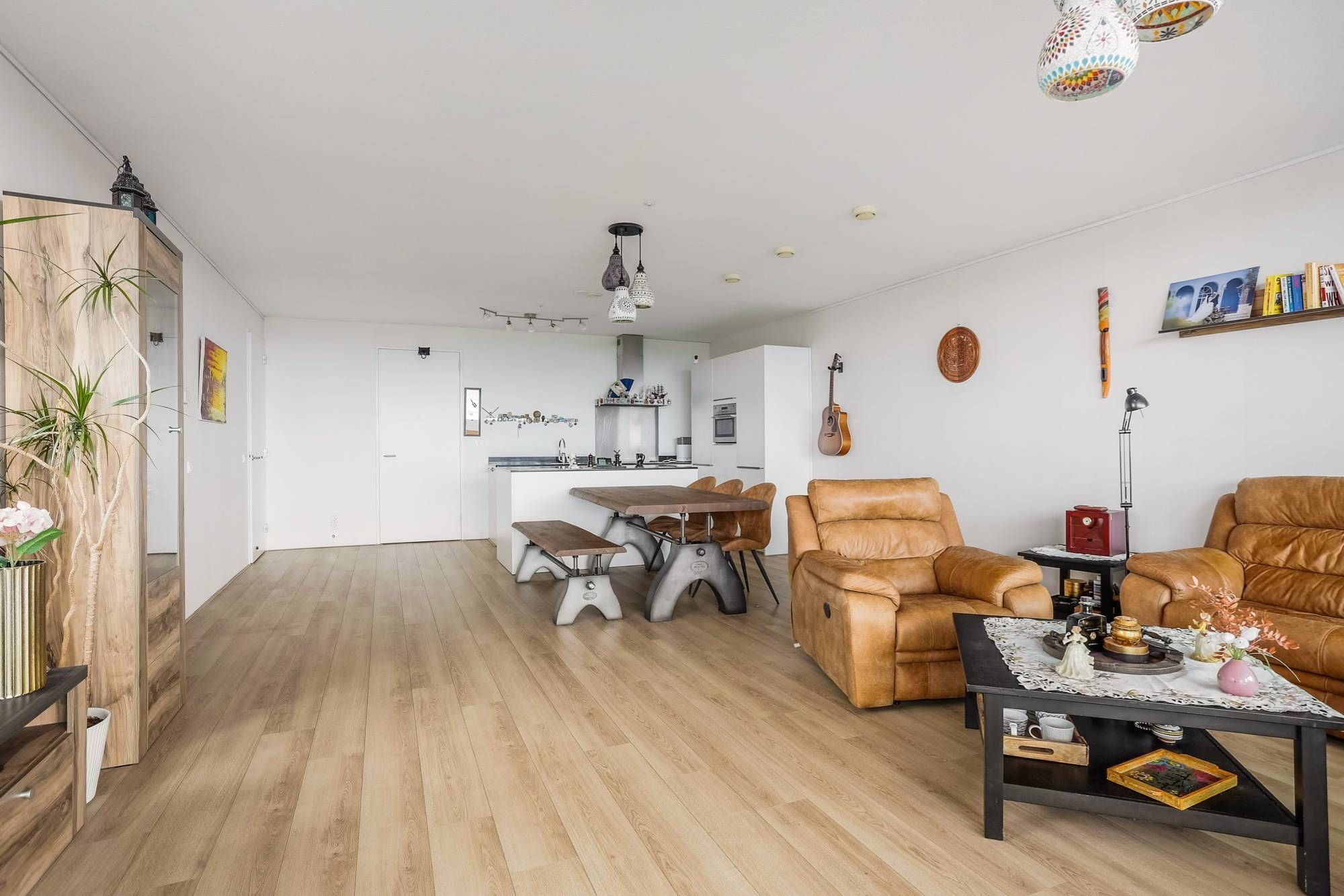 Foto 3 van Anna van Buerenplein 142