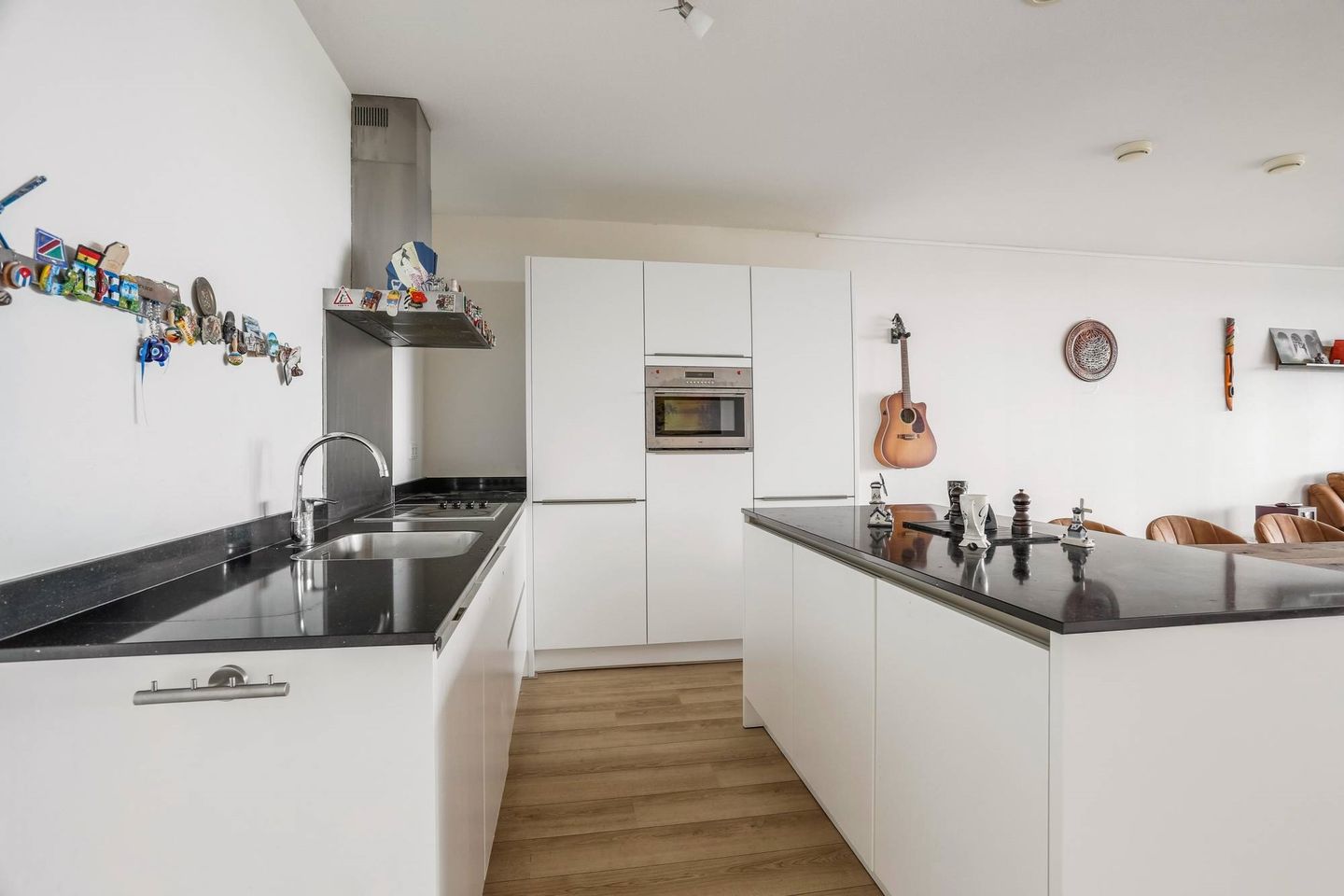 Foto 4 van Anna van Buerenplein 142