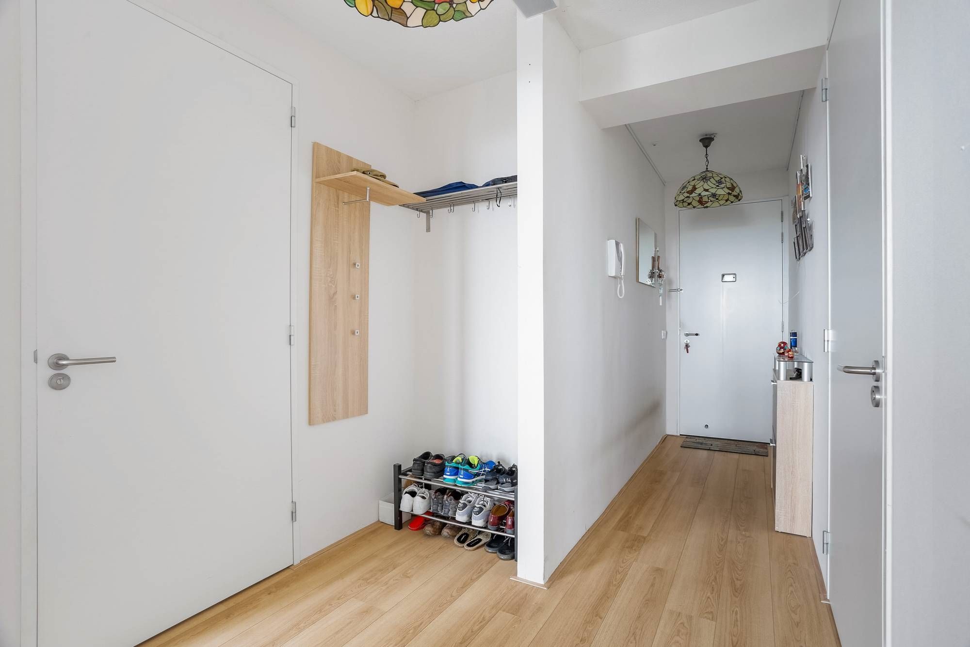 Foto 12 van Anna van Buerenplein 142