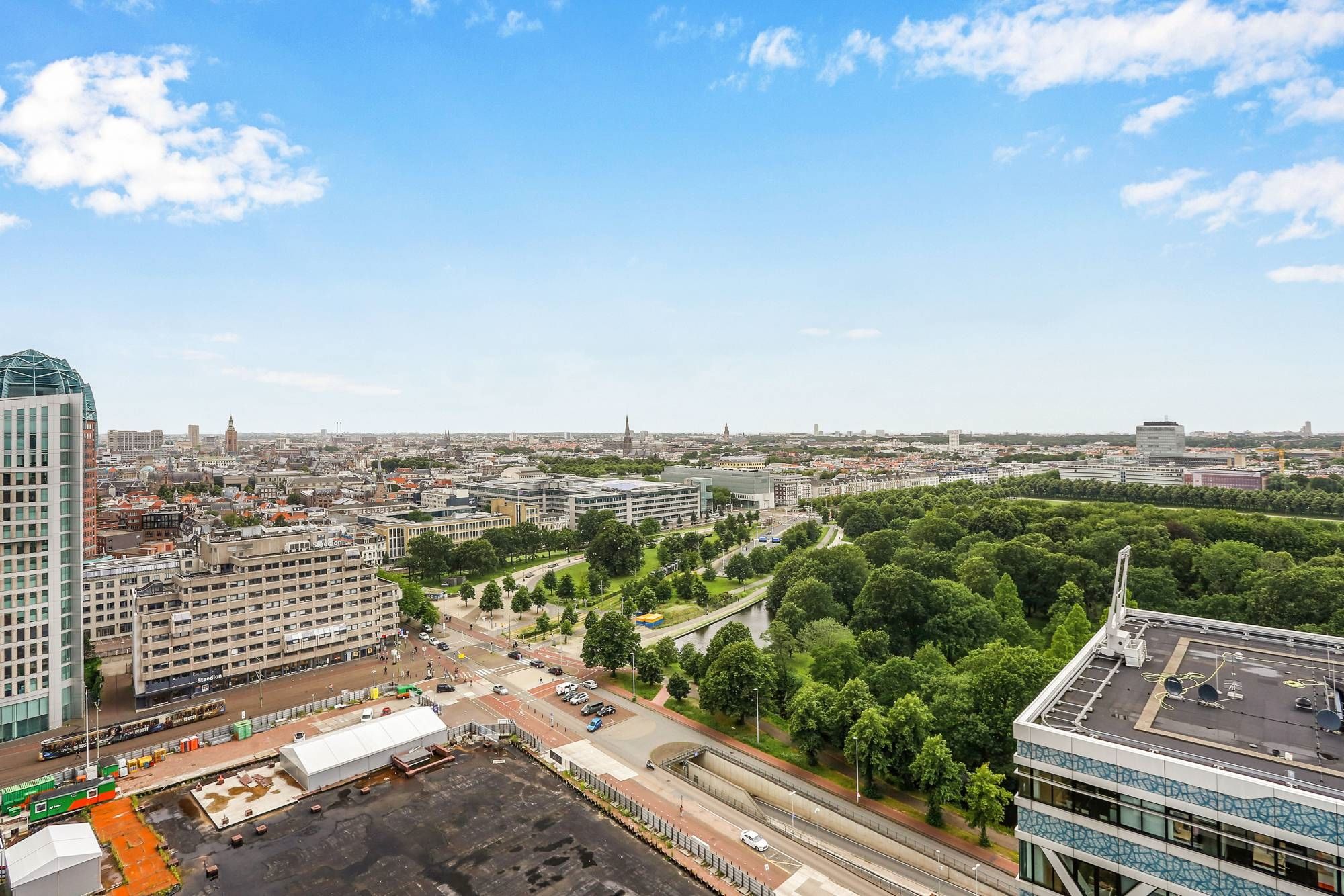 Foto 15 van Anna van Buerenplein 142