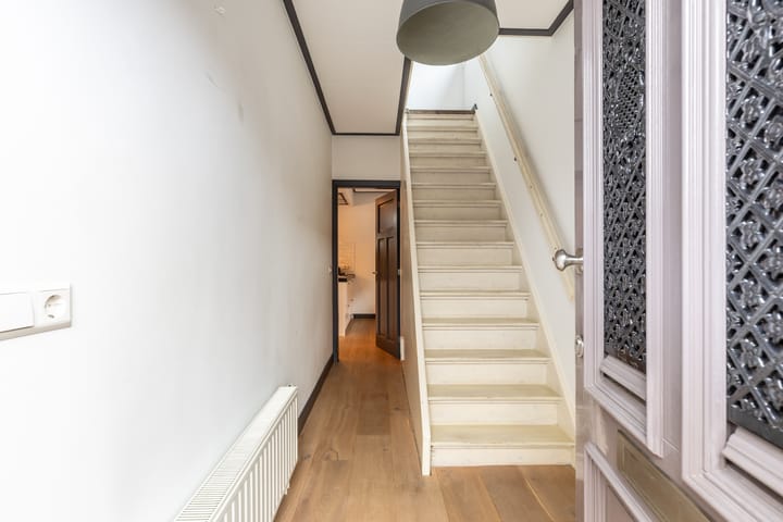 Photo 20 of Badhuisstraat 12