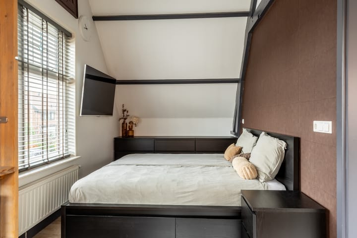 Photo 23 of Badhuisstraat 12