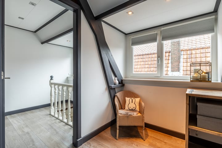 Photo 24 of Badhuisstraat 12