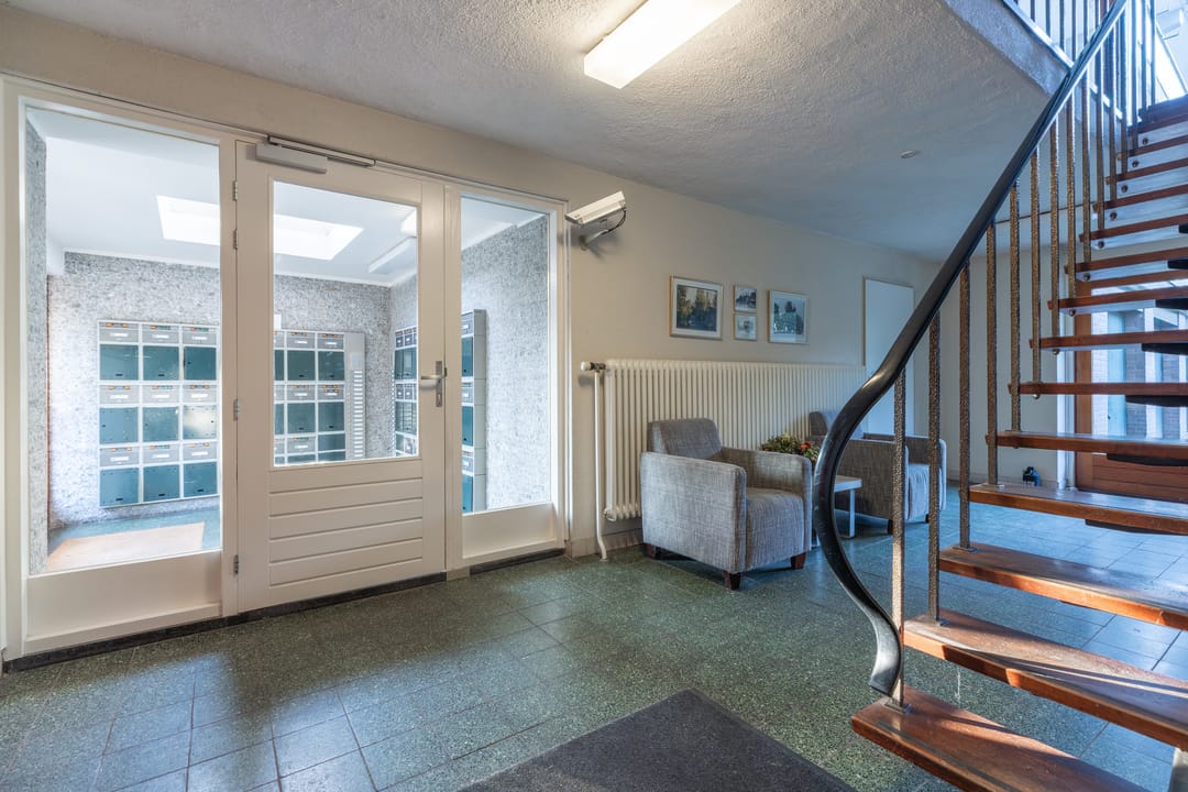 Foto 2 van Graaf Wichmanlaan 13-AD8