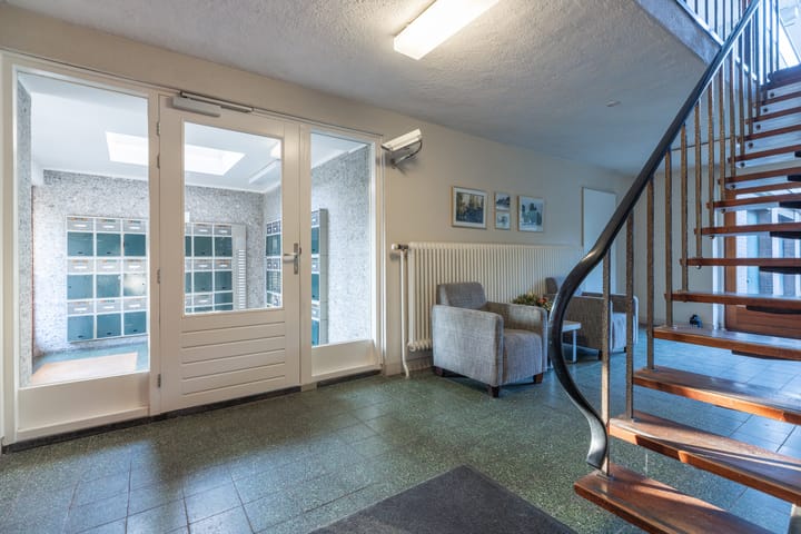 Foto 2 van Graaf Wichmanlaan 13-AD8