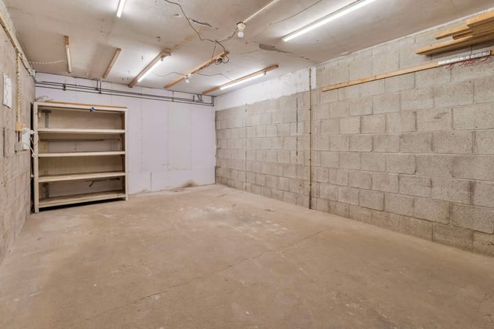 Photo 20 of Adriaen Brouwerstraat 3