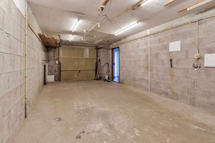 Photo 21 of Adriaen Brouwerstraat 3