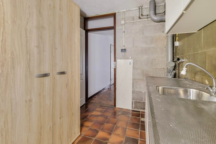 Photo 22 of Adriaen Brouwerstraat 3