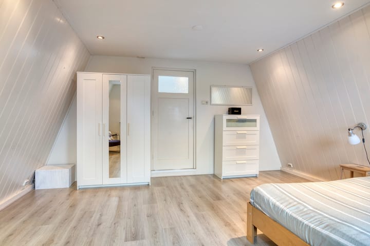 Foto 22 van Engelberterweg 61-A