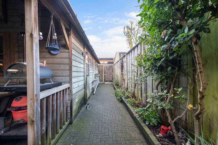 Foto 46 van Herman ten Catestraat 33