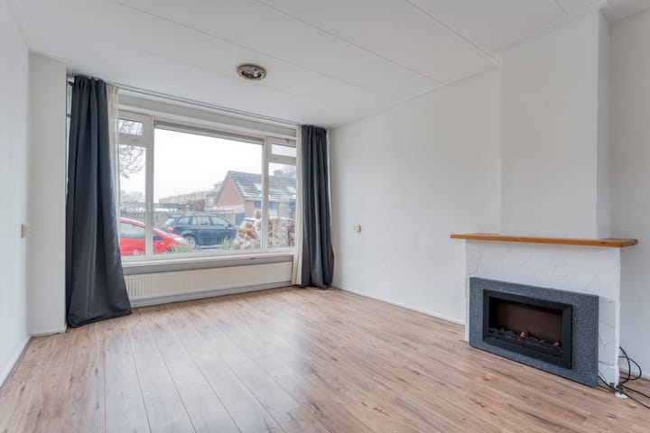 Foto 5 van Weigeliastraat 9