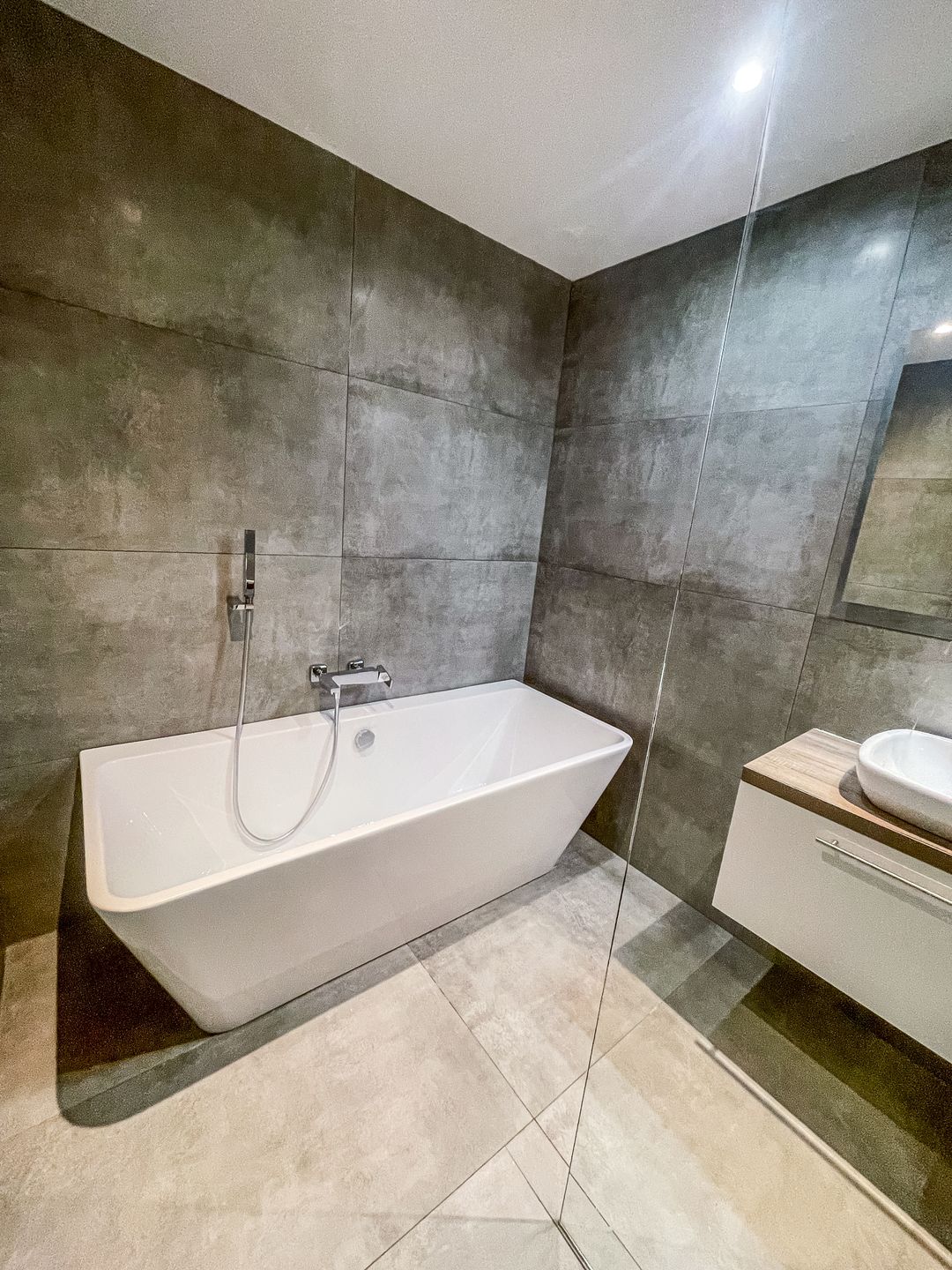 Foto 23 van Leiduinstraat 31-H