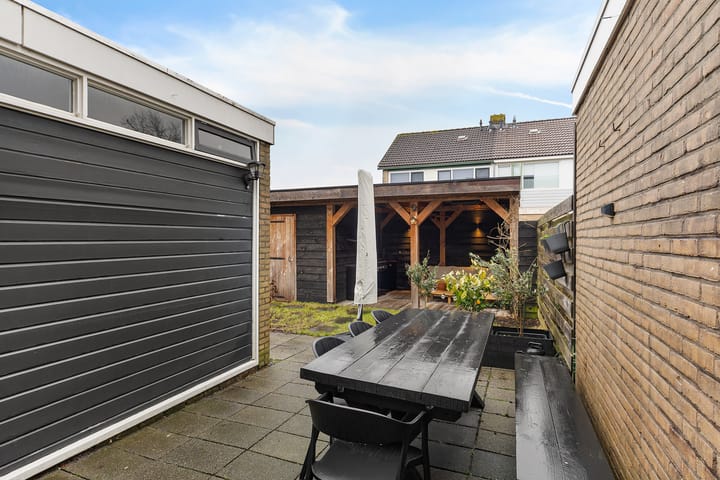 Foto 41 van Hunze 135