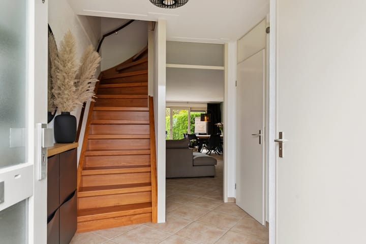 Foto 8 van Bizonplantsoen 27