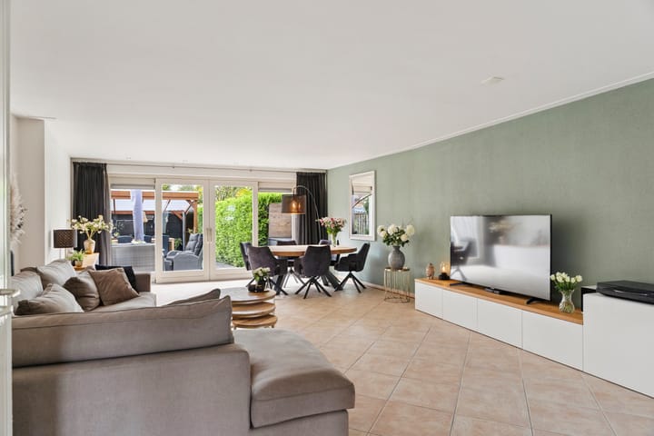 Foto 11 van Bizonplantsoen 27