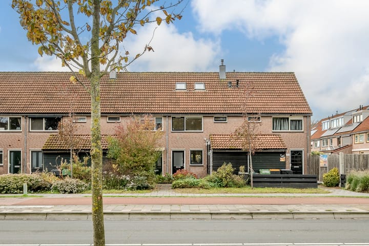 Photo 46 of Amstel 22