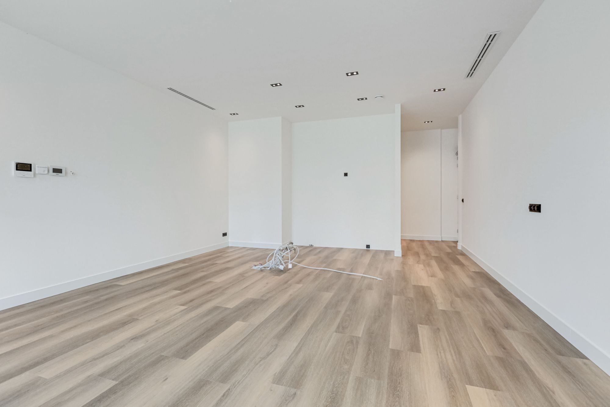 Photo 15 of Burgemeester van Nispenstraat 5-A01