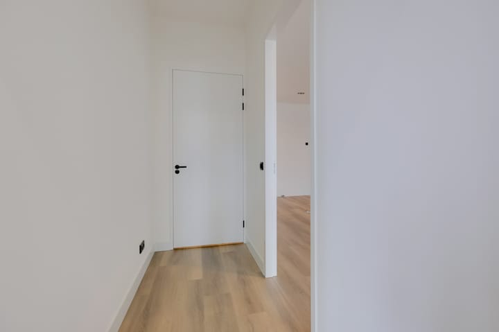 Photo 44 of Burgemeester van Nispenstraat 5-A01